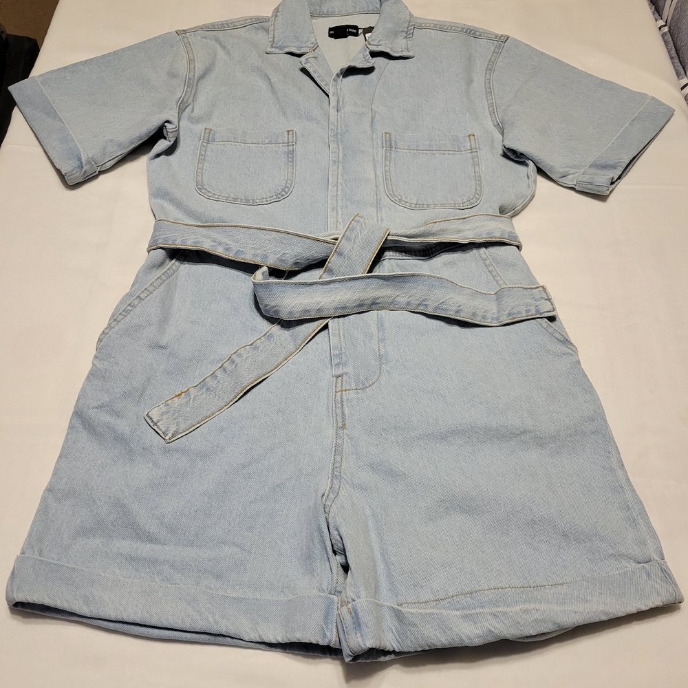 PrettyLittleThing Light Blue Turn Up Hem Oversized Tie Waist Dinem Playsuit Sz 2